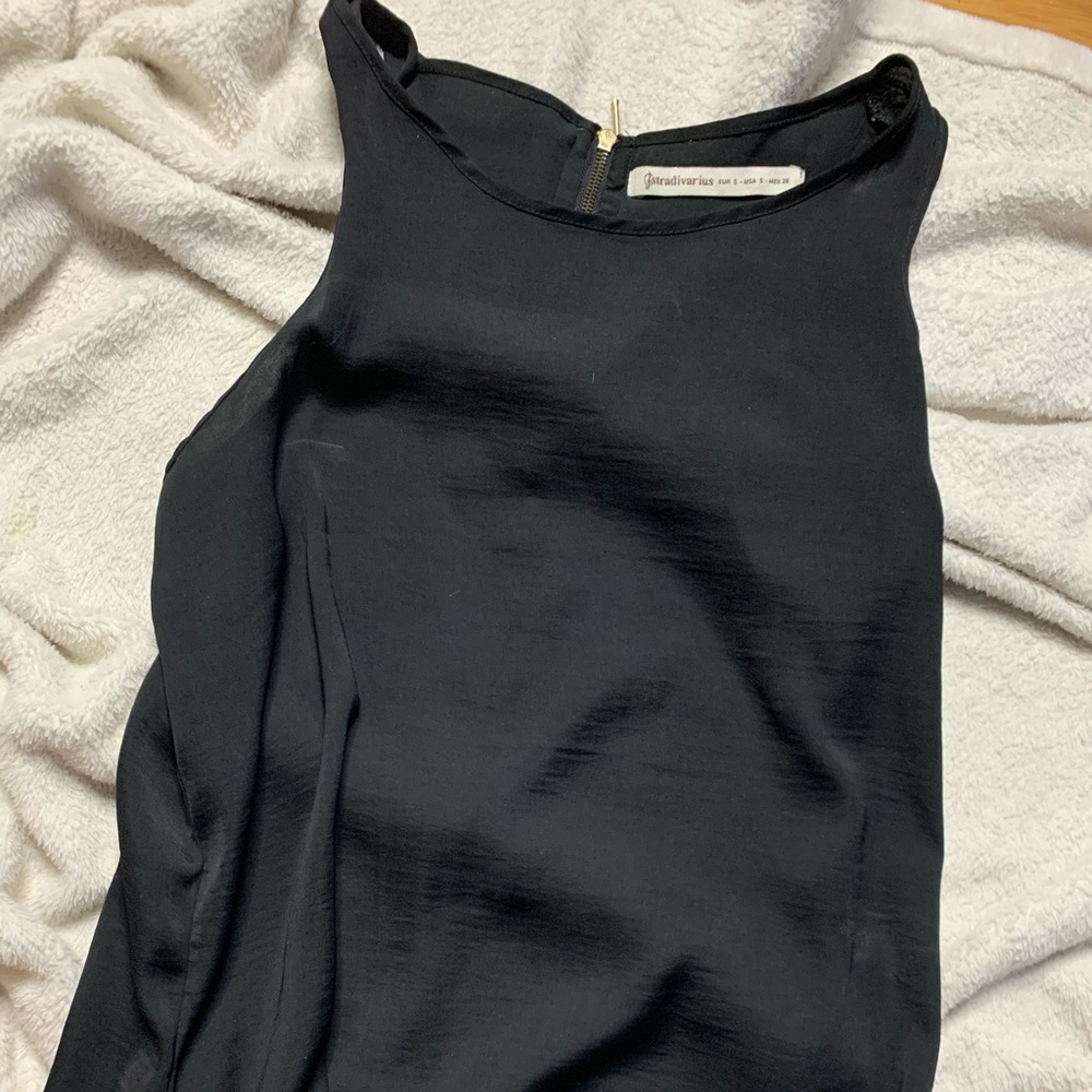 black shirt